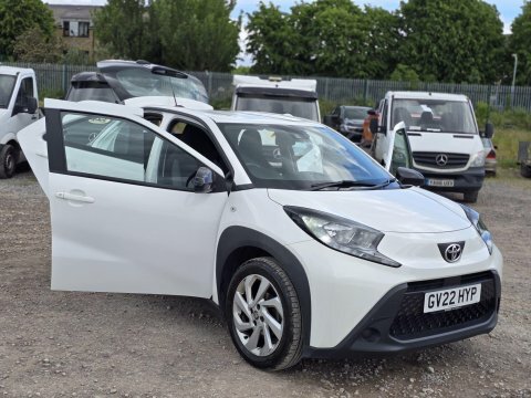 Toyota Aygo X 1.0 Vvt-i Pure GV22HYP White #6