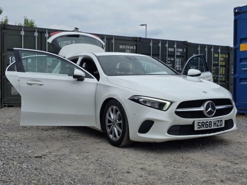 Mercedes-Benz A Class 1.5 A180d Sport SR68HZD White #6