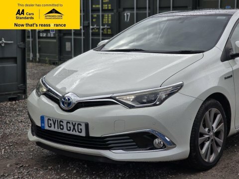 Toyota Auris 1.8 Vvt-h Excel GY16GXG White #3