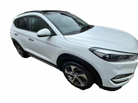 Hyundai Tucson 1.7 Crdi Blue RE18VAD White #2