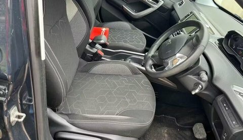 Peugeot 2008 1.2 Puretech Active VN67OPY Grey #6