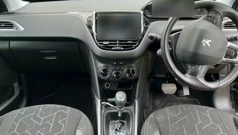Peugeot 2008 1.2 Puretech Active VN67OPY Grey #5
