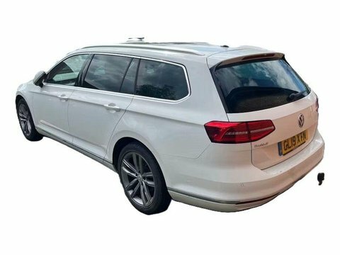 Volkswagen Passat 2.0 Tdi Gt GL19XTN White #3
