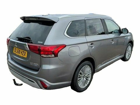 Mitsubishi Outlander 2.4H Twinmotor 13.8Kwh DL68HZX Grey #4