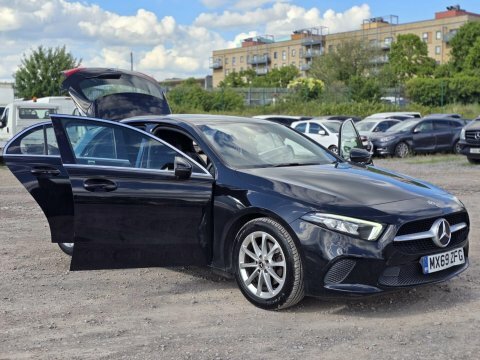 Mercedes-Benz A Class 1.3 A200 Sport MX69ZFG Black #6