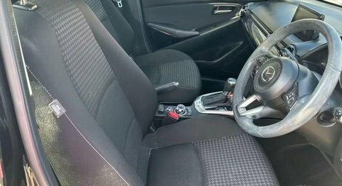 Mazda 2 1.5 Skyactiv-g Se-l Black #6