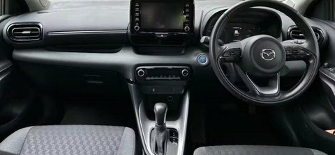 Mazda 2 Hybrid 1.5H Agile Silver #5