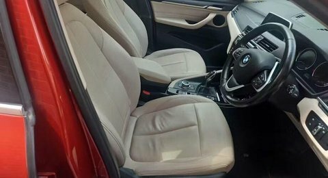 BMW X1 2.0 20I Xline DF19FZR Orange #4