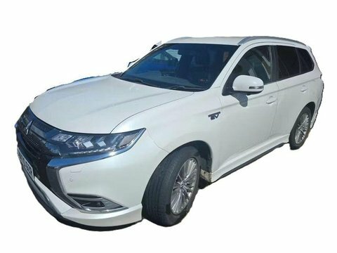 Mitsubishi Outlander 2.4H Twinmotor 13.8Kwh WV70SZR White #2