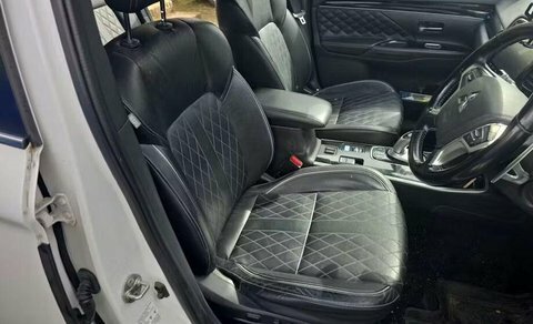 Mitsubishi Outlander 2.4H Twinmotor 13.8Kwh WV70SZR White #6