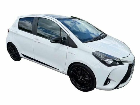 Toyota Yaris 1.5 Vvt-h Gr MK69ZVA White