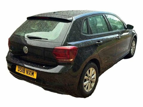 Volkswagen Polo 1.0 Tsi Se DS18NXM Black #4