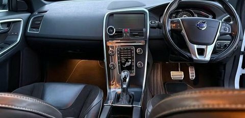 Volvo XC60 2.0 D4 R-design YX17NCE White #5
