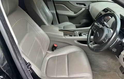 Jaguar F-Pace 2.0 D180 R-sport GN18NLV Black #6