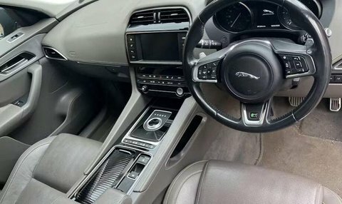 Jaguar F-Pace 2.0 D180 R-sport GN18NLV Black #5