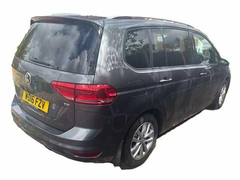Volkswagen Touran 1.6 Tdi Bluemotion Grey #4