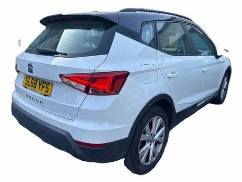Seat Arona 1.0 Tsi Gpf SL68YFS White #4