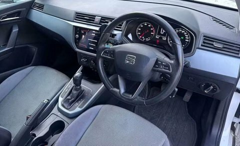 Seat Arona 1.0 Tsi Gpf SL68YFS White #5