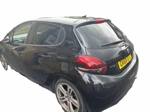 Peugeot 208 1.2 Puretech Gpf GK69OTZ Black #3