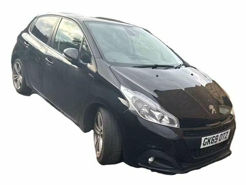 Peugeot 208 1.2 Puretech Gpf Black