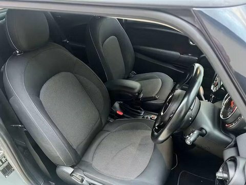Mini Hatch 1.5 Cooper Hatchback YR68OZC Grey #6