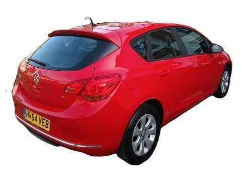 Vauxhall Astra 1.6 16V Design HV64VEB Red #3