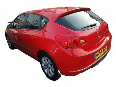 Vauxhall Astra 1.6 16V Design HV64VEB Red #2