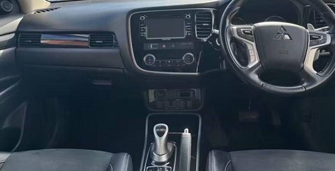 Mitsubishi Outlander 2.0H 12Kwh Juro DP66KZY Black #5