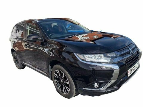 Mitsubishi Outlander 2.0H 12Kwh Juro Black
