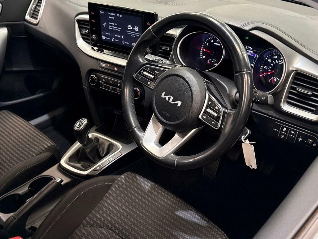Kia Ceed 1.0T Gdi Isg 2 RJ22JKF Grey #3
