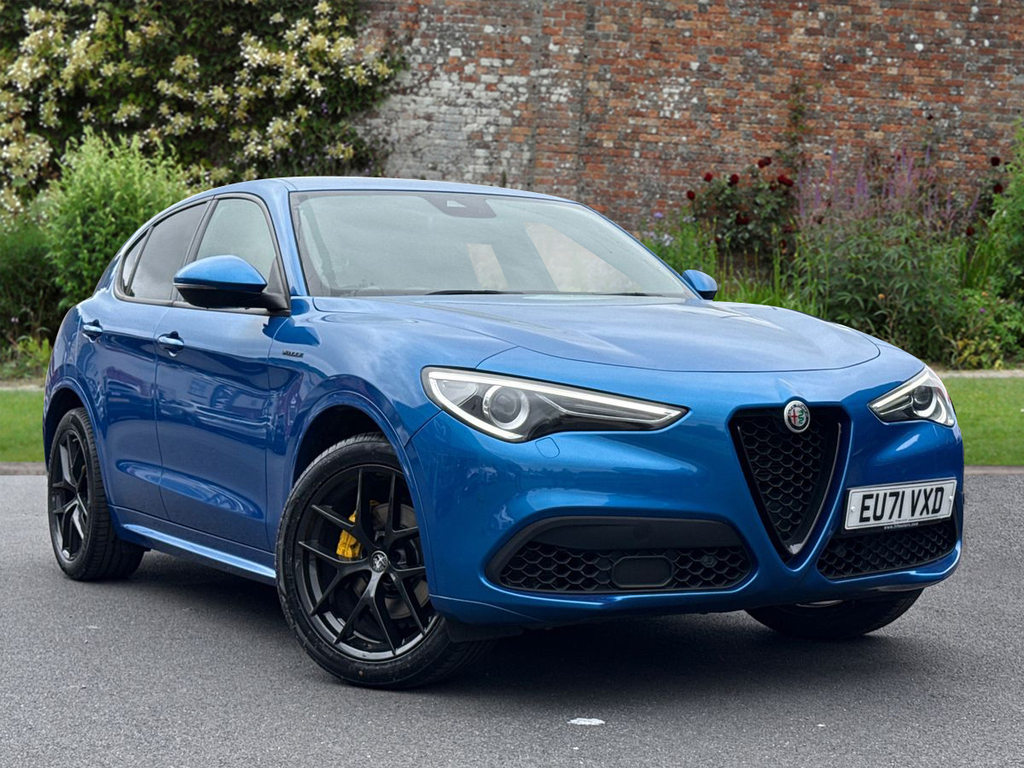 Alfa Romeo Stelvio 2.0 Turbo 280 Veloce Blue