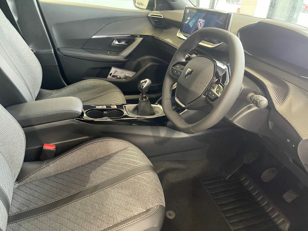 Peugeot 2008 1.2 Puretech Allure CF26ETZ Blue #3