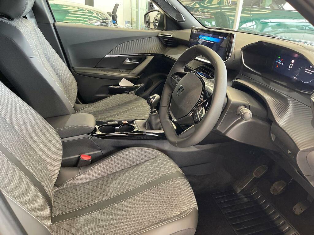 Peugeot 2008 1.2 Puretech Allure CF26EUD Grey #3