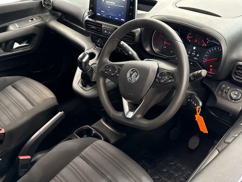 Vauxhall Combo Life 1.5 Turbo D Energy Grey #3