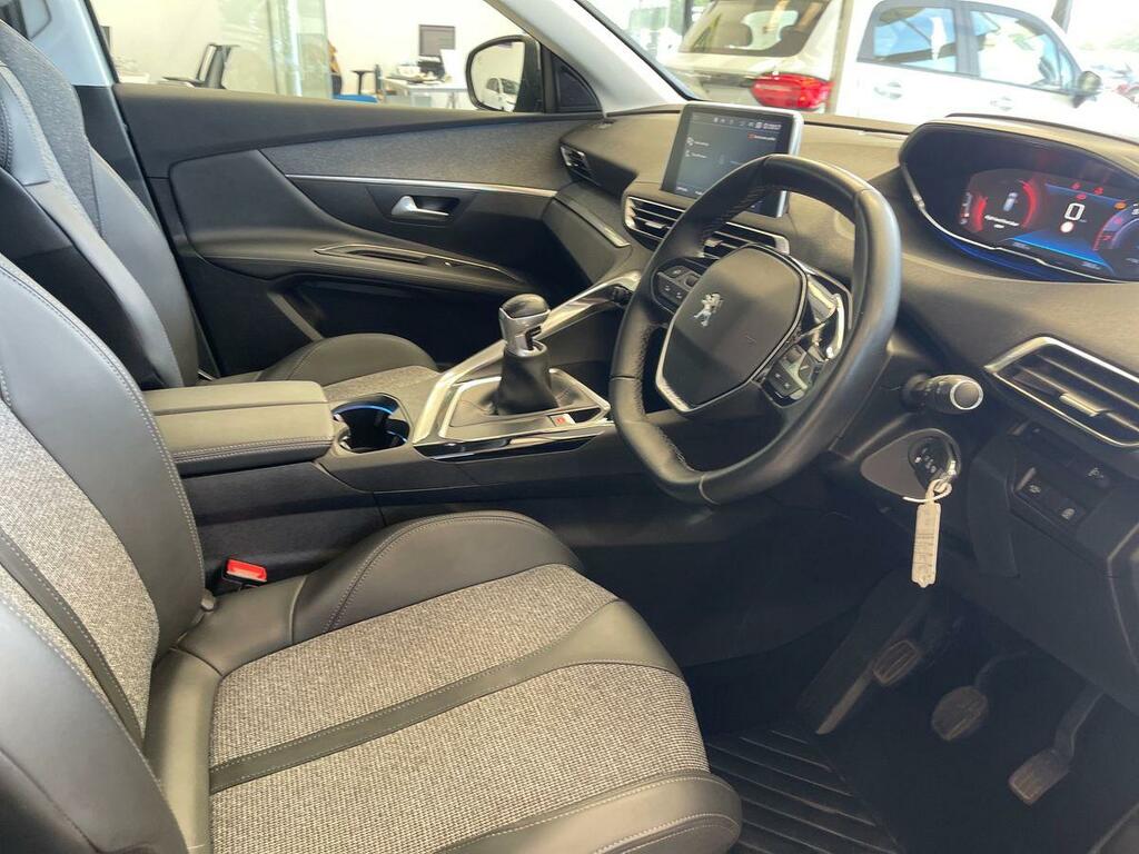 Peugeot 3008 1.2 Puretech Allure CV20HKL Grey #3