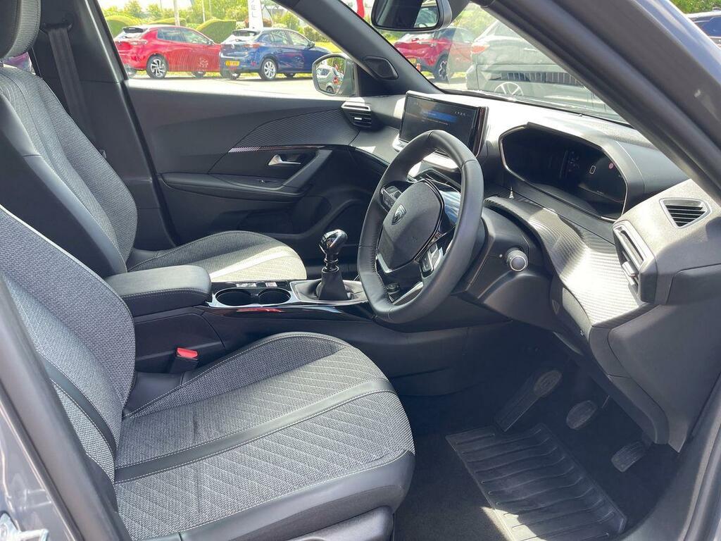 Peugeot 2008 1.2 Puretech 130 Allure FV74CVZ Grey #3