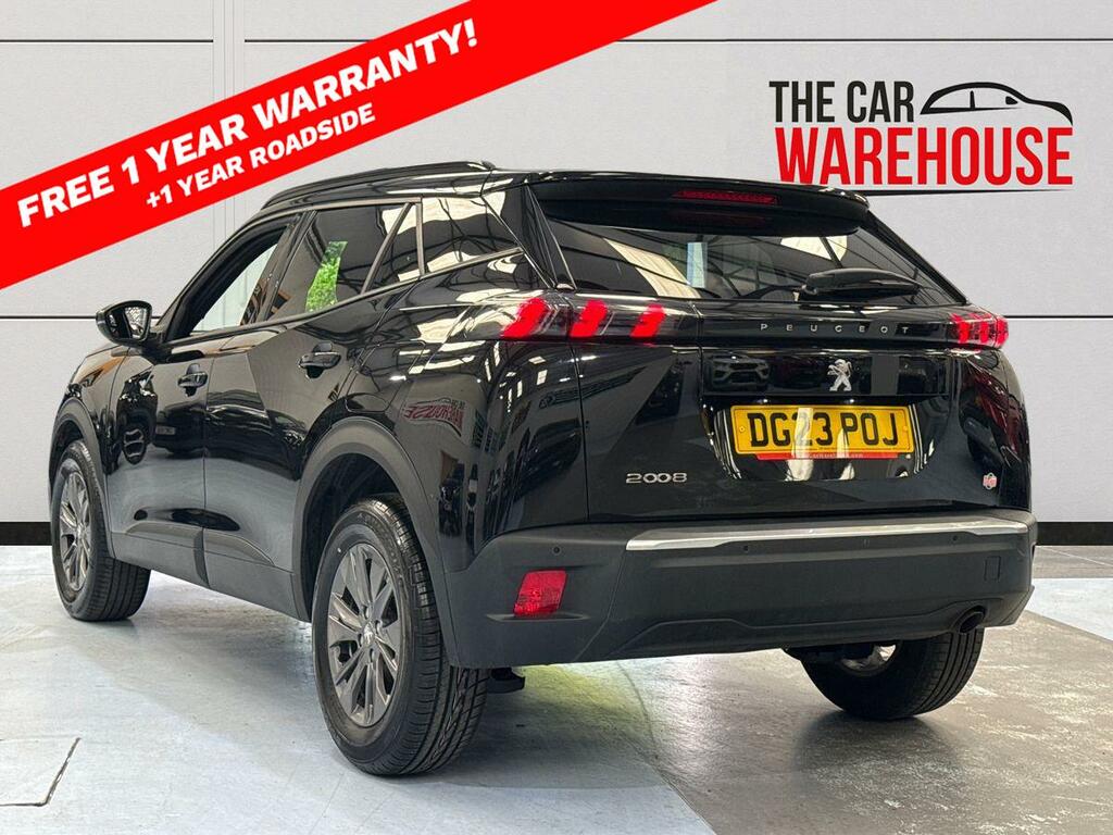 Peugeot 2008 1.2 Puretech Active Premium DG23POJ Black #2