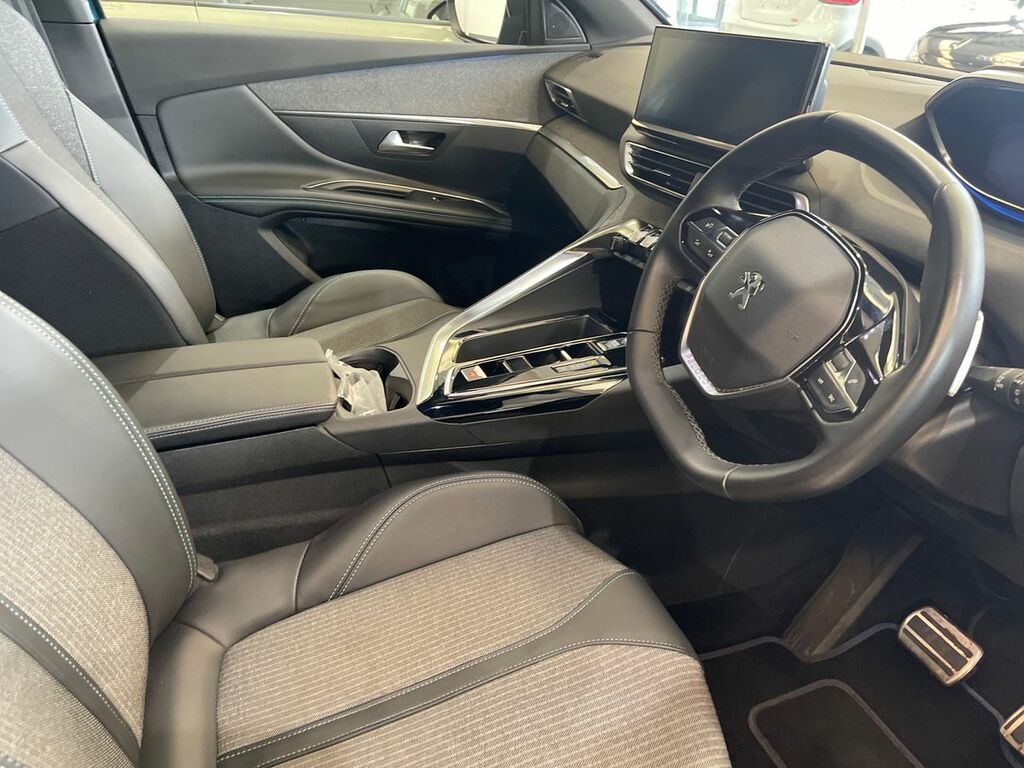 Peugeot 3008 1.2 Puretech Allure Premium Eat8 CE23UWM Blue #3