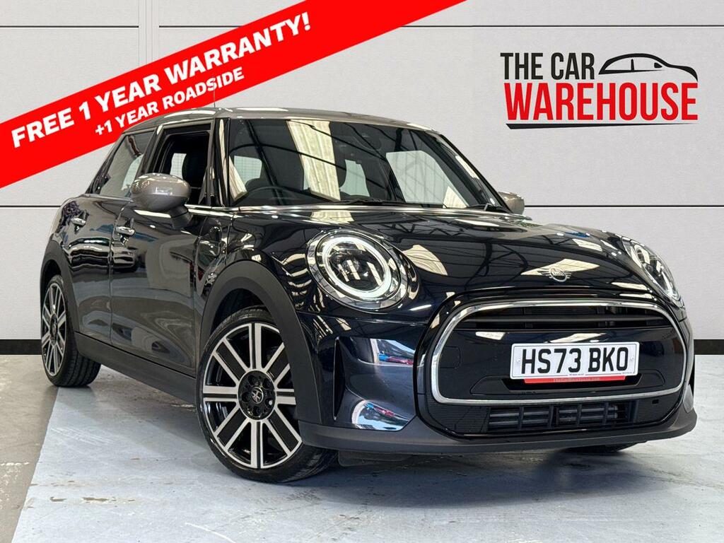 Mini Hatch 1.5 Cooper Exclusive Black