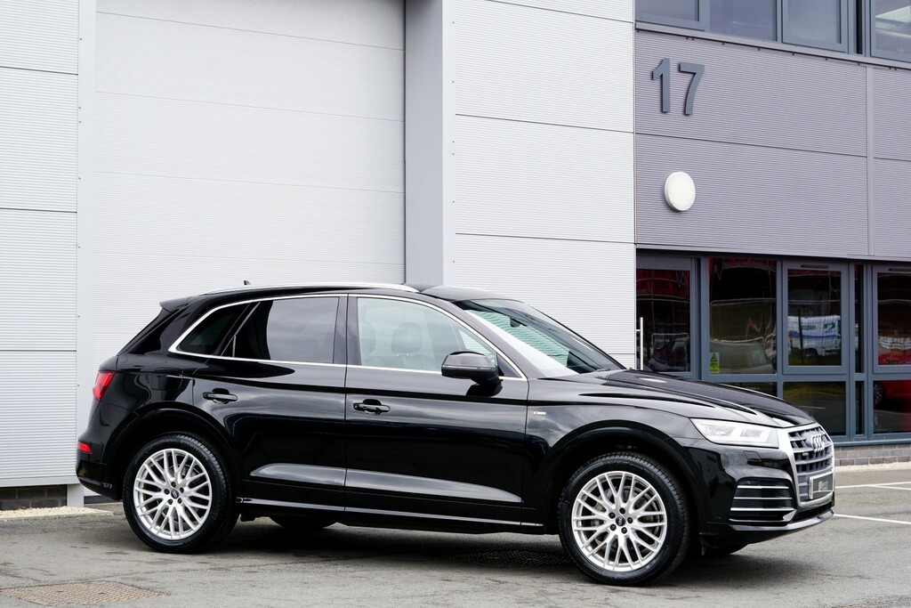 Audi Q5 2.0 Tfsi S Line PG18AOW Black #3