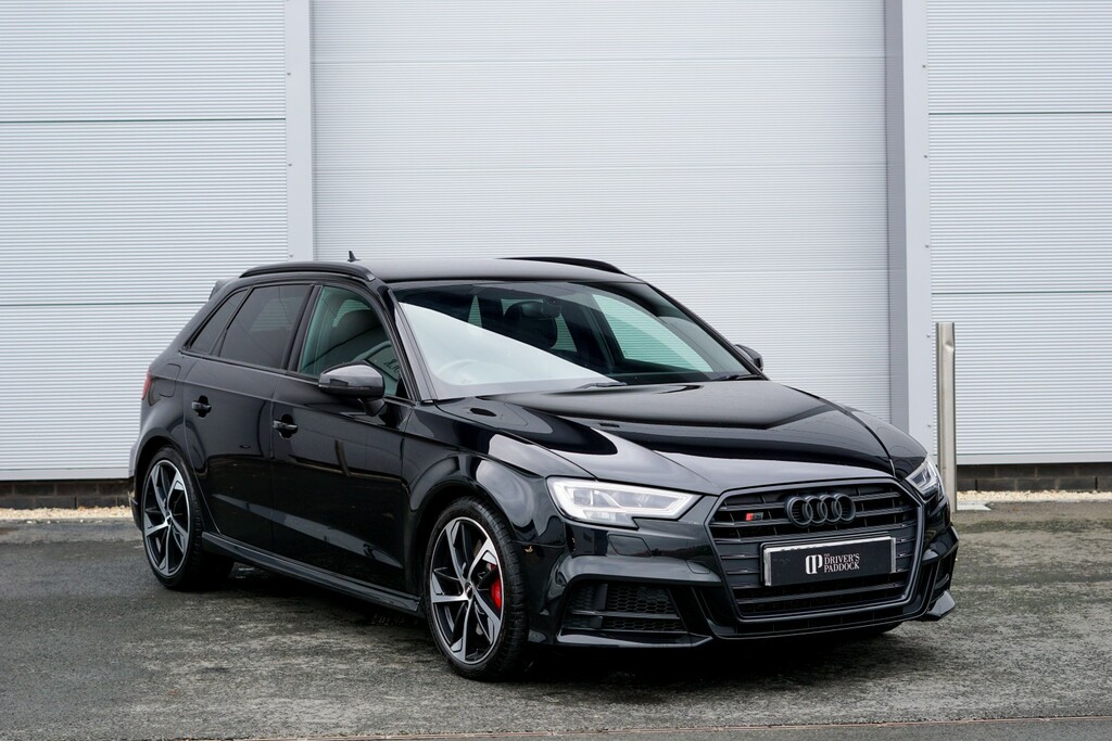 Audi S3 2.0 Tfsi Black Edition YM19CWA Black #2