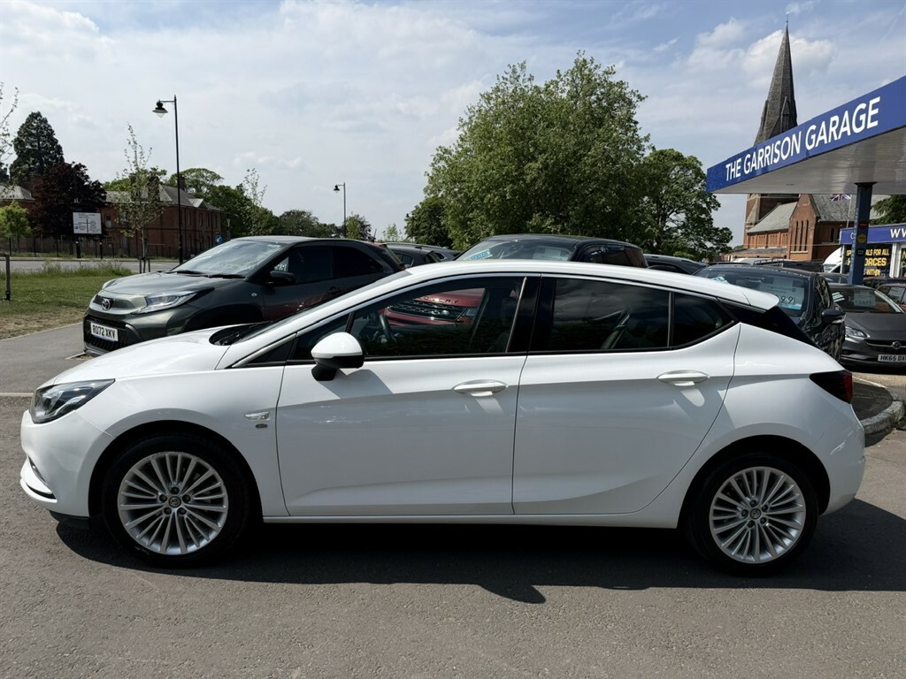 Vauxhall Astra Elite DV16FZE White #2