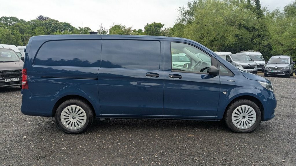 Mercedes-Benz eVito 114 E 41 Kwh Progressive L2 Lwb 115 Ps Free 3 Year Blue #5