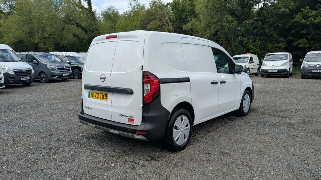 Nissan TOWNSTAR Acenta 45 Kwh L1 122 Ps Free 3 Year White #4
