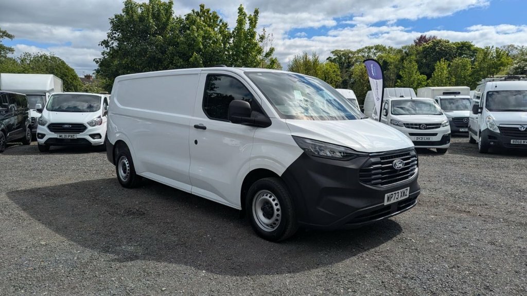 Ford Transit Custom L2 H1 Leader Tdci 136 Ps 320 With Air Conditioning