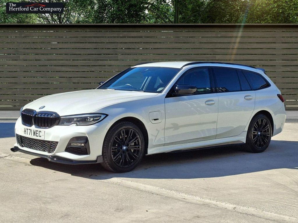 BMW 3 Series 2L M Sport HT71WEC White #3