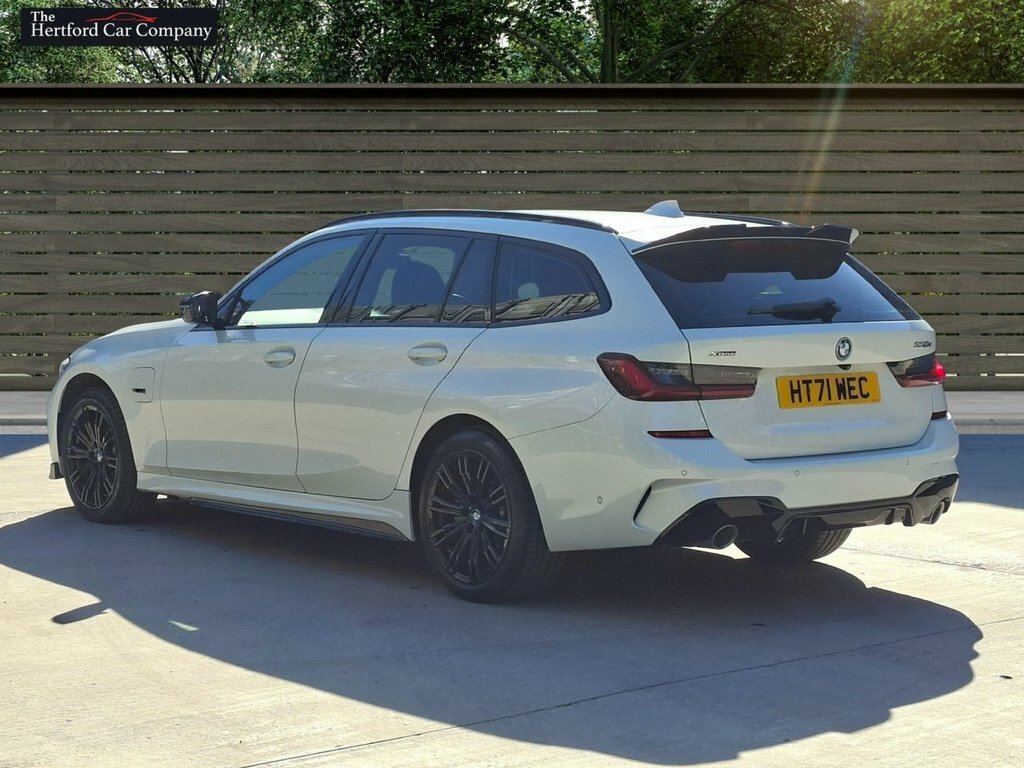 BMW 3 Series 2L M Sport HT71WEC White #5