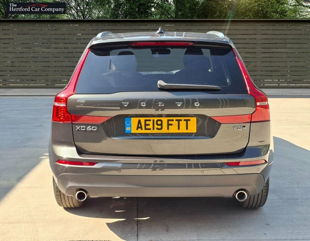 Volvo XC60 2L Momentum AE19FTT Grey #6