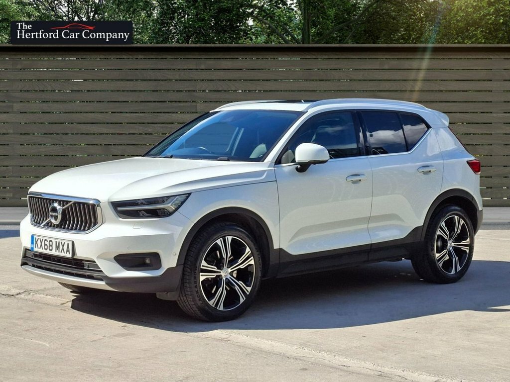 Volvo XC40 2L Inscription Pro KX68MXA White #3