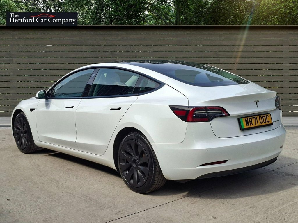 Tesla Model 3 Saloon WR71OOC White #5